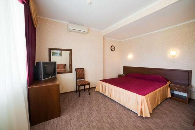 Гостиница Черноморье Небуг-75